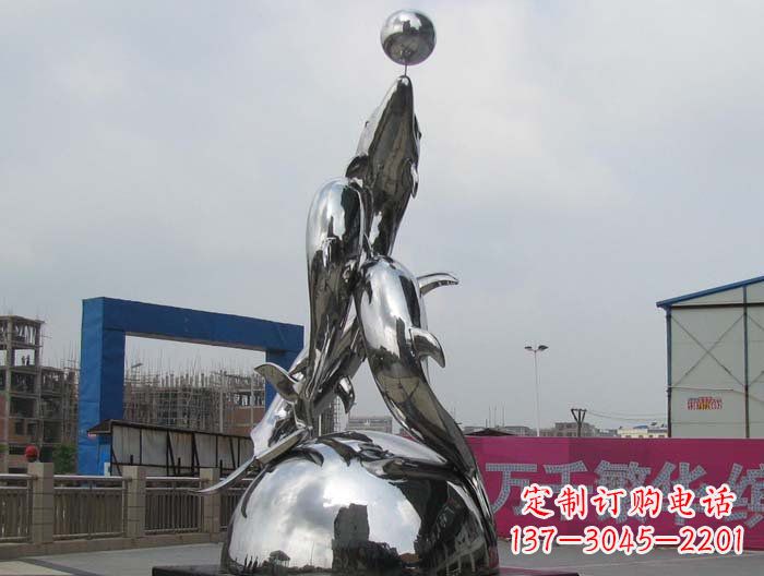 信阳海豚雕塑精美细腻的艺术品