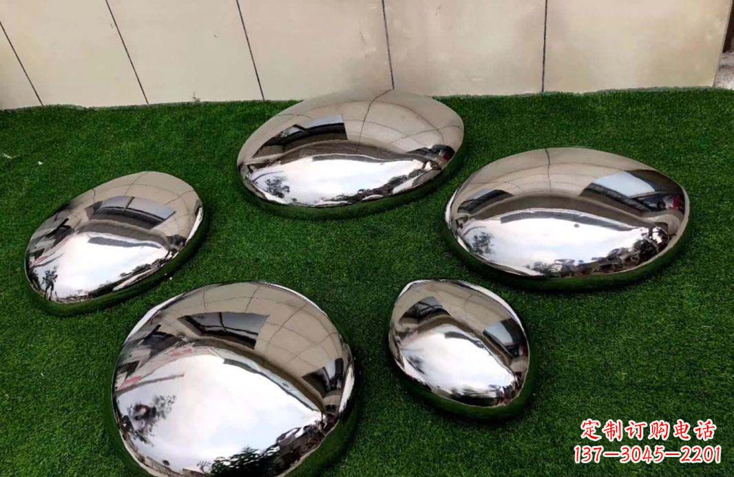 信阳不锈钢鹅卵石雕塑艺术品的精致之美