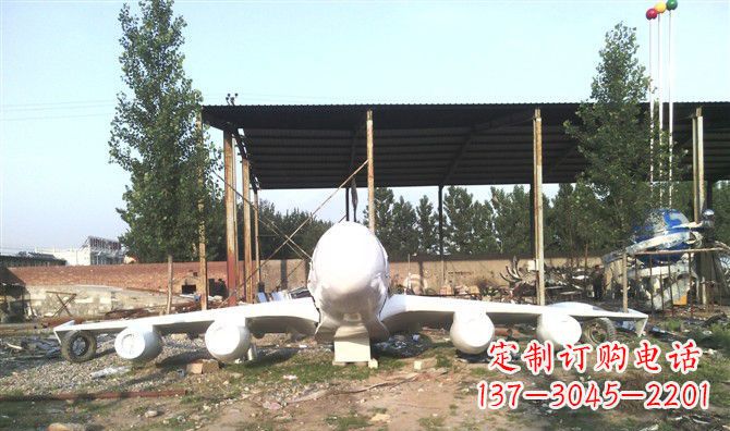 信阳不锈钢飞机雕塑给空中飞行者的致敬
