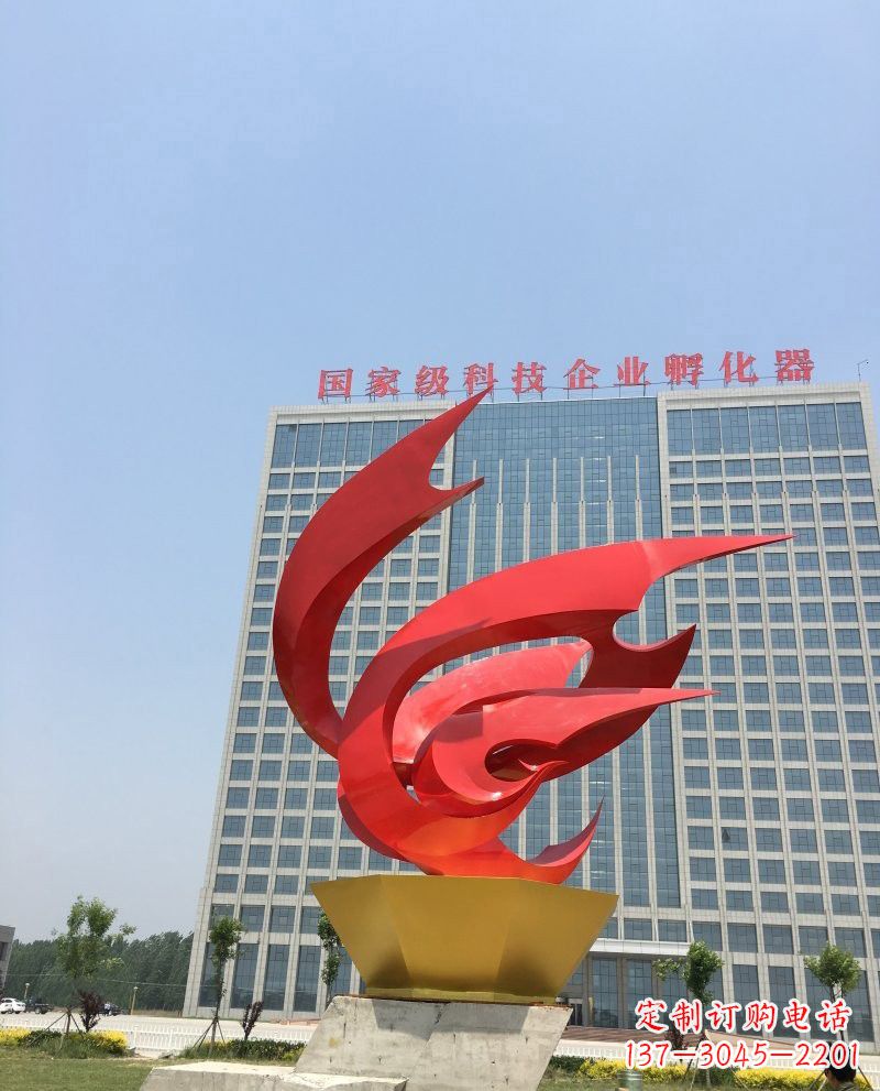 信阳不锈钢凤凰雕塑一种具有传统文化内涵的艺术品