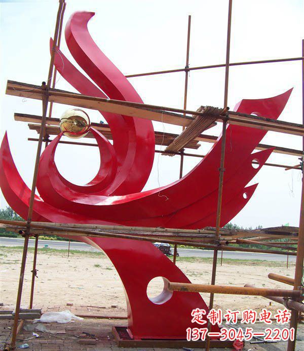 信阳凤凰展翅高飞——不锈钢凤凰明珠广场景观雕塑