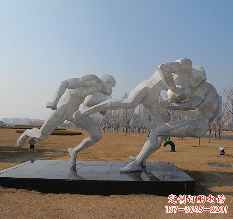 信阳不锈钢橄榄球雕塑传承精神的象征