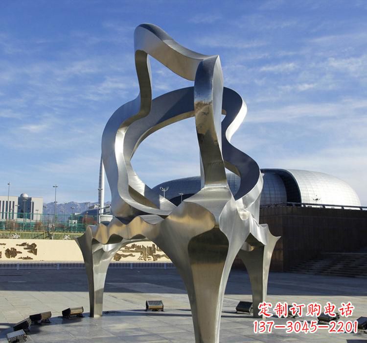 信阳不锈钢钢琴雕塑让音乐穿越时空