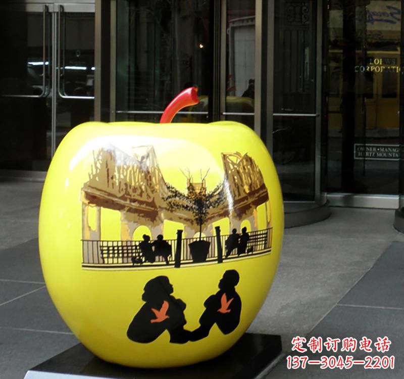 信阳不锈钢苹果雕塑——一座精美的公园景观