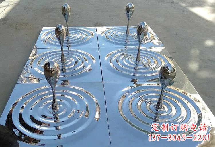 信阳不锈钢水滴雕塑激发自然之美