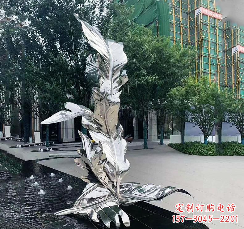 信阳不锈钢公园树叶雕塑精美绝伦