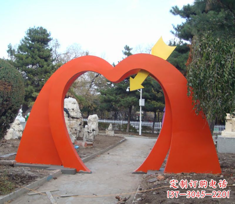 信阳不锈钢拱门雕塑给空间增添灵动之美