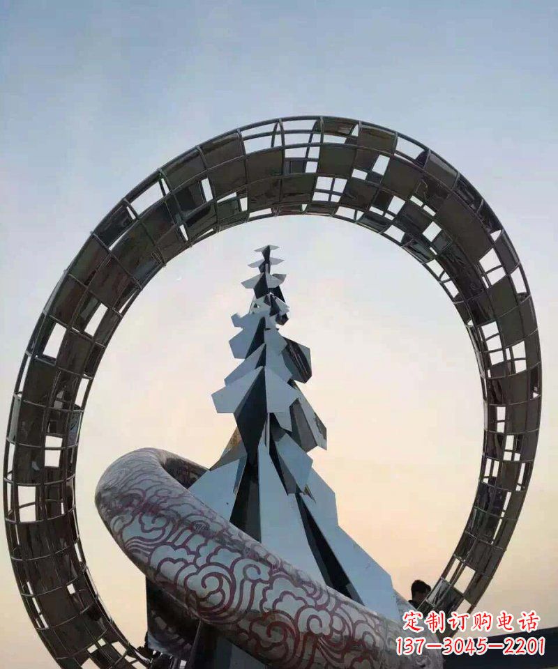 信阳不锈钢松树祥云雕塑