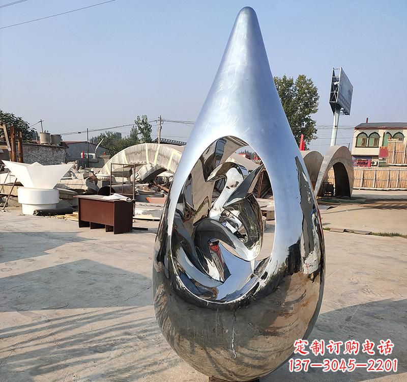 信阳不锈钢大水滴雕塑一座极致简约的艺术作品