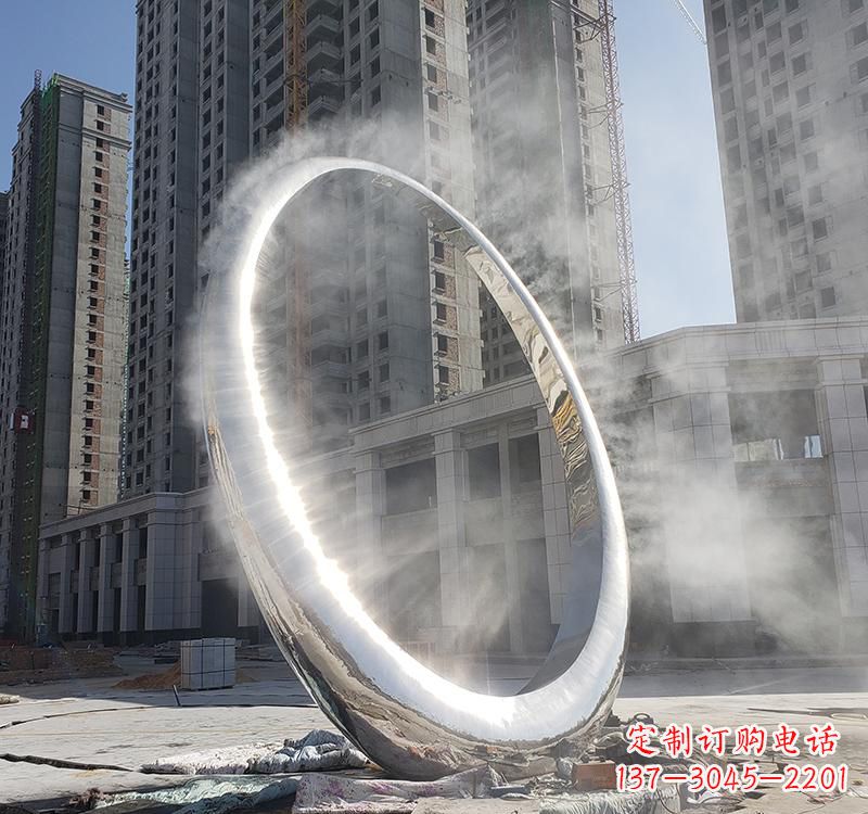 信阳不锈钢圆环雕塑给城市带来独特美感