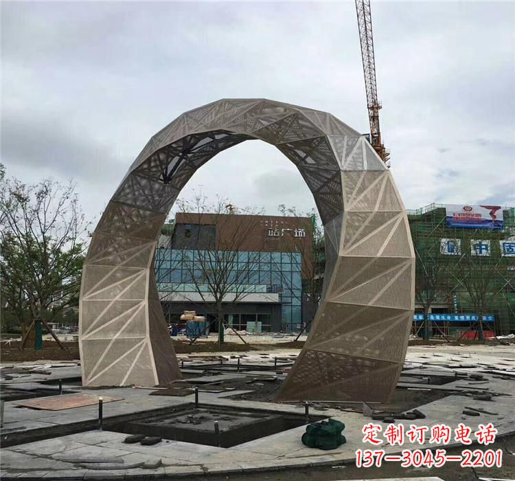 信阳不锈钢拱门雕塑精美外观,古典气息
