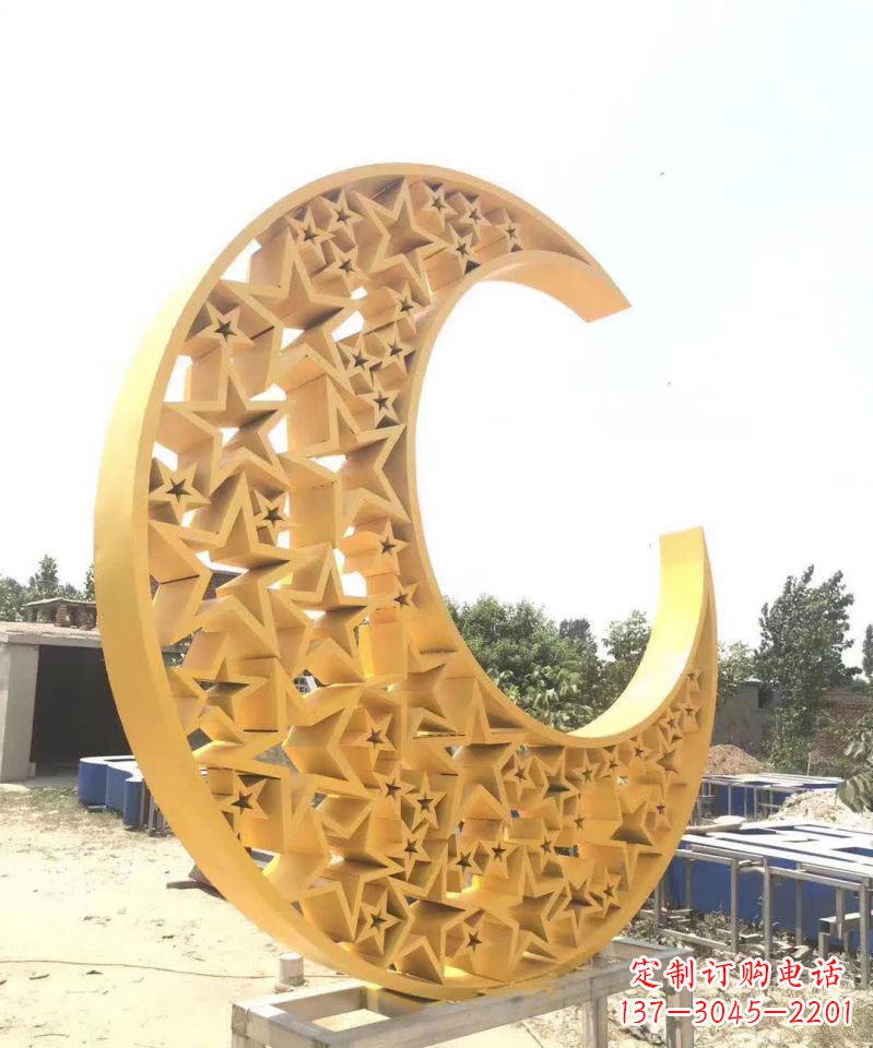 信阳不锈钢月亮雕塑象征着梦想与希望
