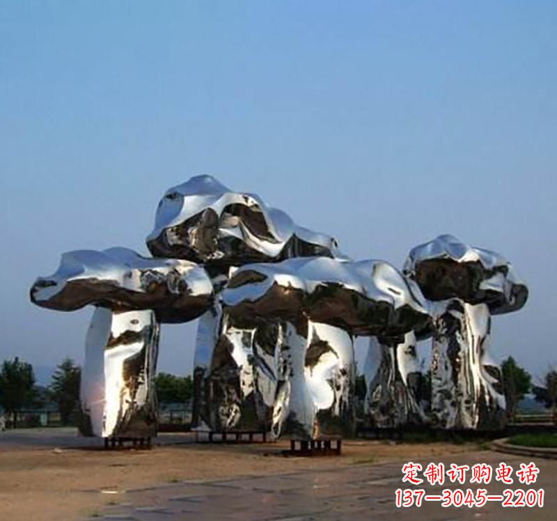 信阳不锈钢镜面蘑菇雕塑精致灵动的美学