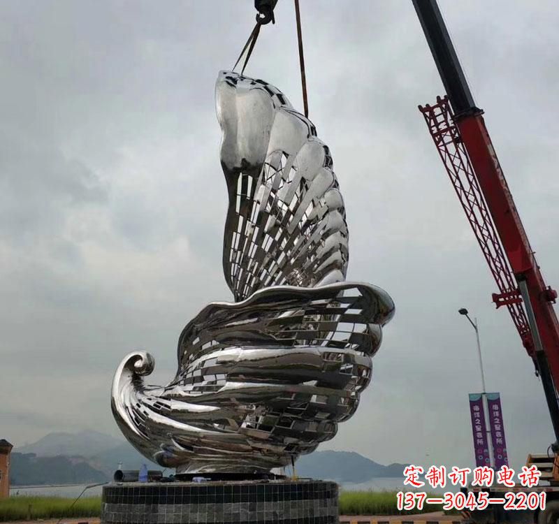 信阳不锈钢海螺雕塑象征着海洋的美丽
