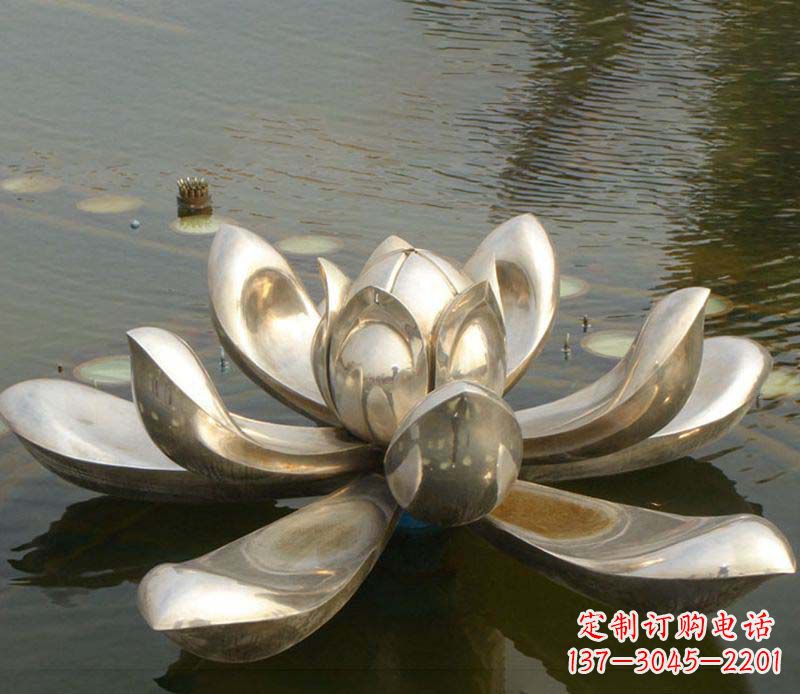 信阳该雕塑。
