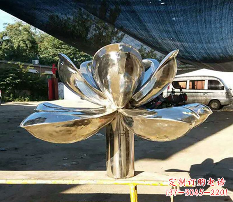 信阳不锈钢荷花雕塑——彰显小区景观之美