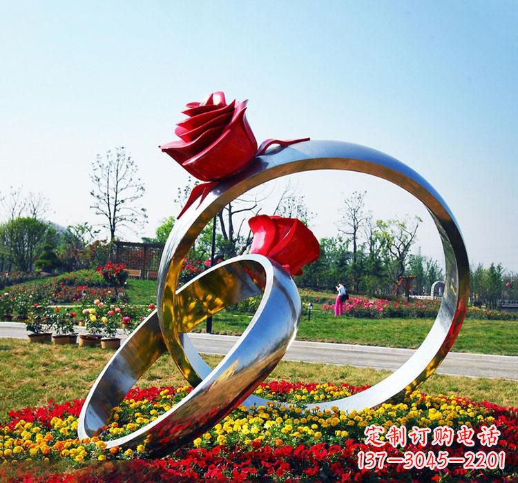信阳精美不锈钢戒指雕塑