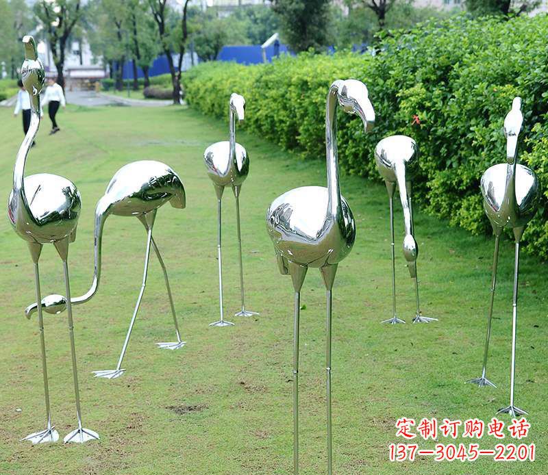 信阳不锈钢火烈鸟雕塑美丽的艺术杰作