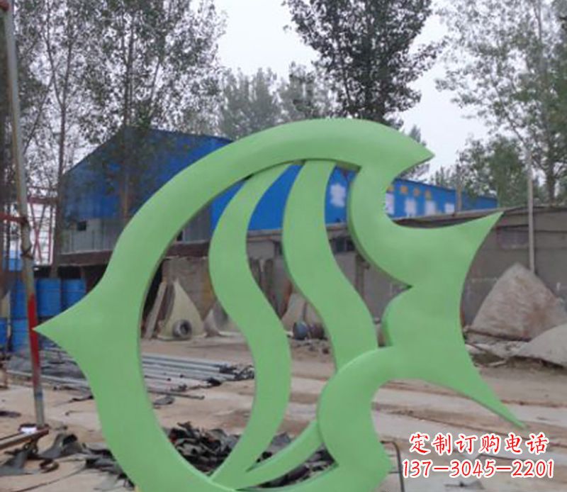 信阳不锈钢剪纸鲤鱼雕塑——传承传统艺术