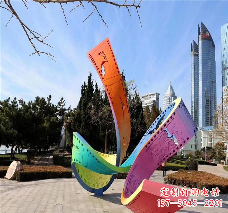 信阳波浪状的不锈钢胶卷雕塑