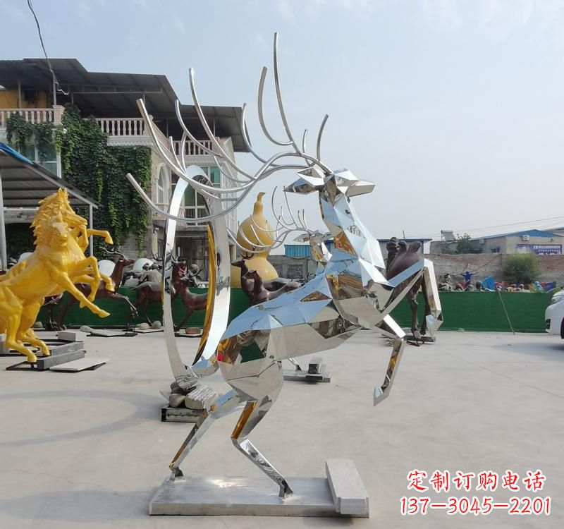 信阳精美不锈钢镜面动物鹿雕塑