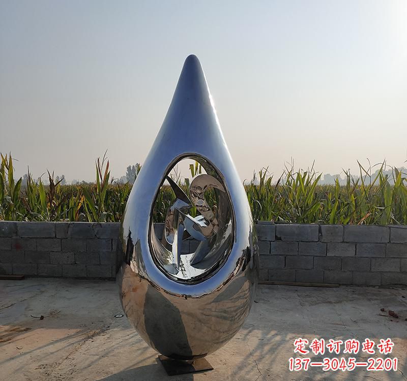 信阳不锈钢水滴雕塑展现自然之美