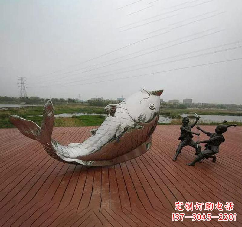 信阳不锈钢鲤鱼雕塑传承中国文化