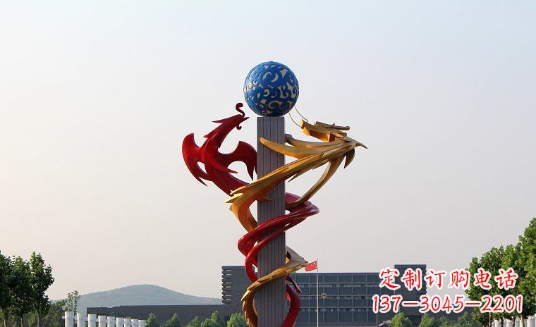 信阳龙凤呈祥一对不锈钢雕塑的精彩展示