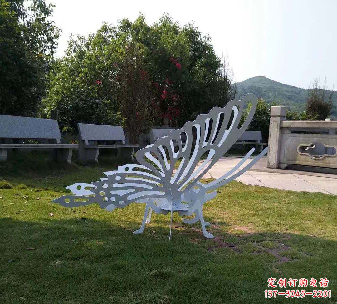 信阳不锈钢镂空蝴蝶装饰雕塑精美雕塑点缀美好生活