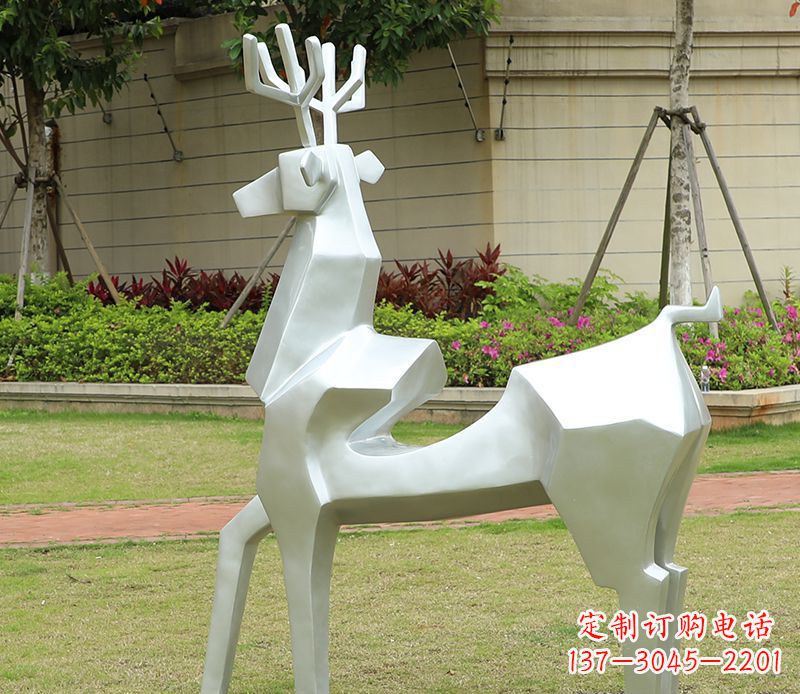 信阳不锈钢美陈动物雕塑——鹿