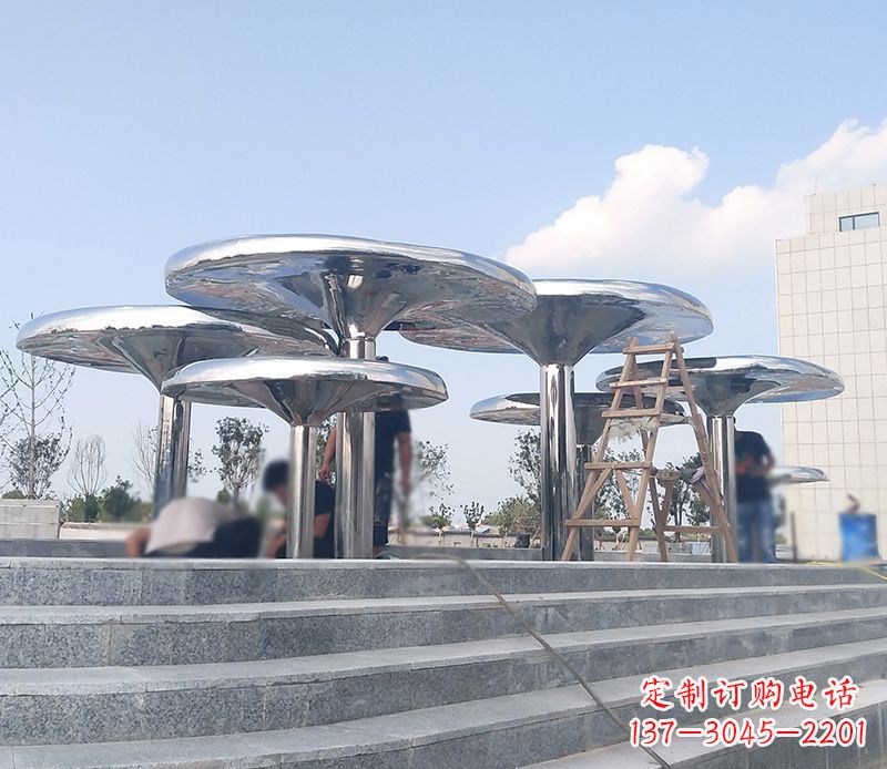 信阳艺术精美的不锈钢蘑菇公园雕塑
