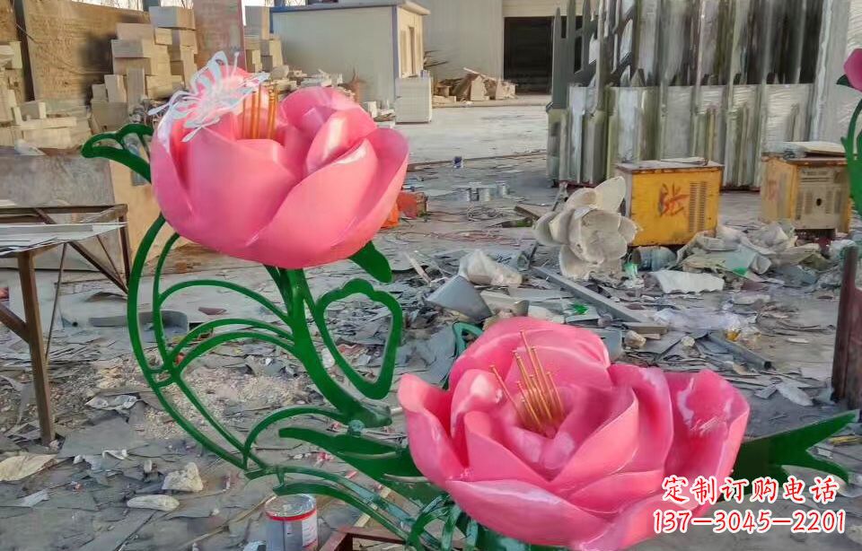 信阳精美牡丹雕塑点缀景观