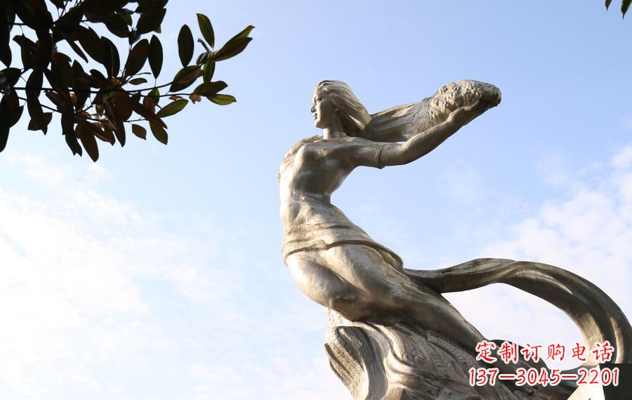 信阳女娲传承中华神话的不锈钢雕塑