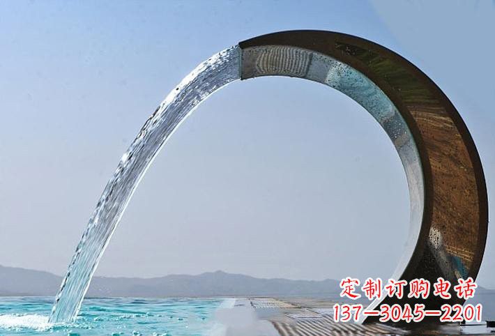 信阳精美不锈钢喷水圆环雕塑