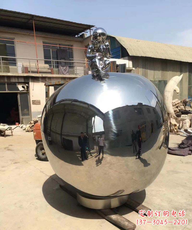 信阳精美不锈钢苹果雕塑