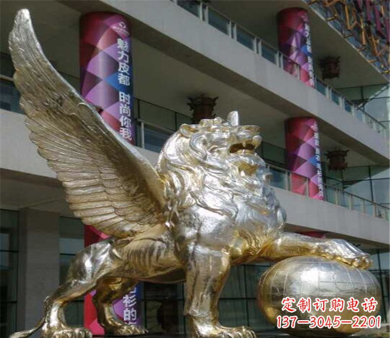 信阳不锈钢狮子雕塑象征力量与美