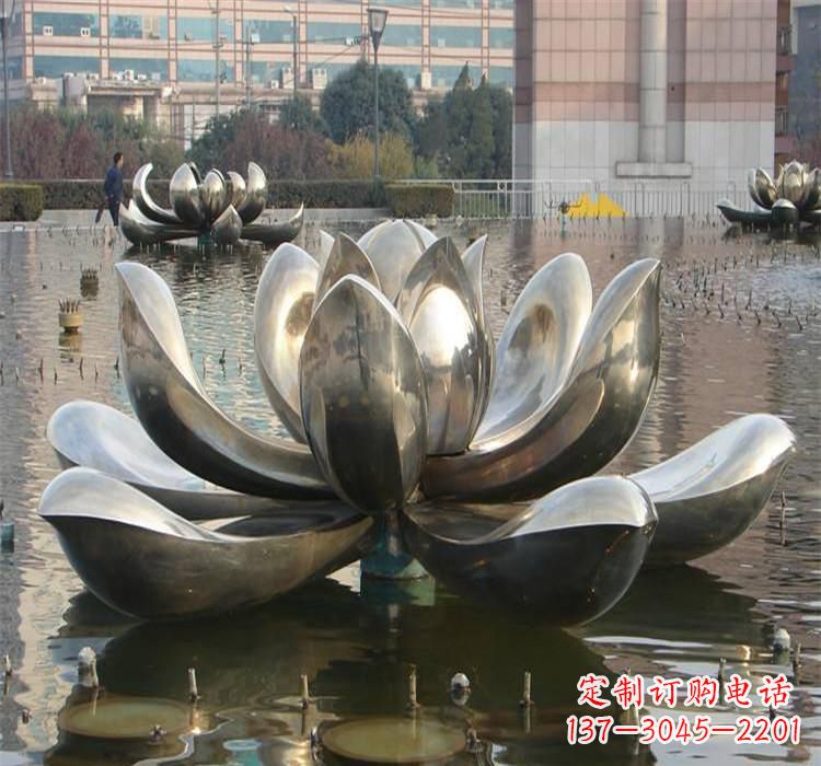 信阳不锈钢水景荷花雕塑质朴之美