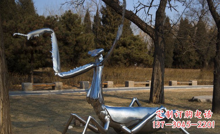 信阳不锈钢螳螂园林景观雕塑创意缔造美景