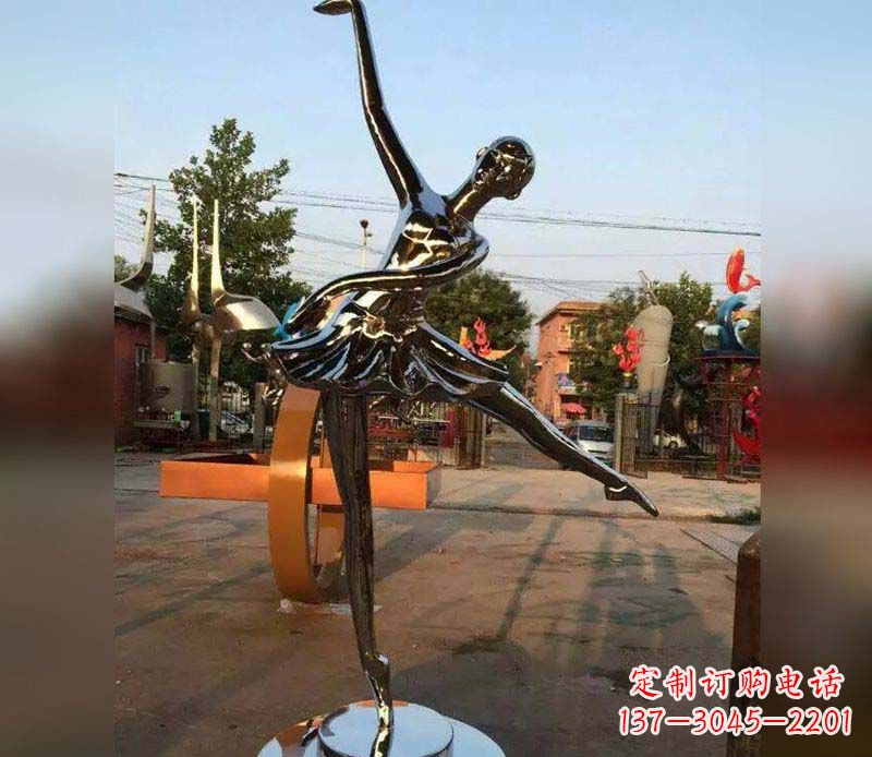 信阳精美不锈钢美女雕塑