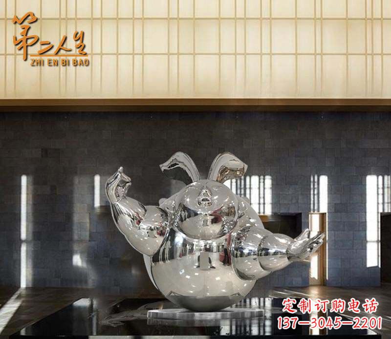 信阳不锈钢兔子雕塑——精致雕刻的艺术品