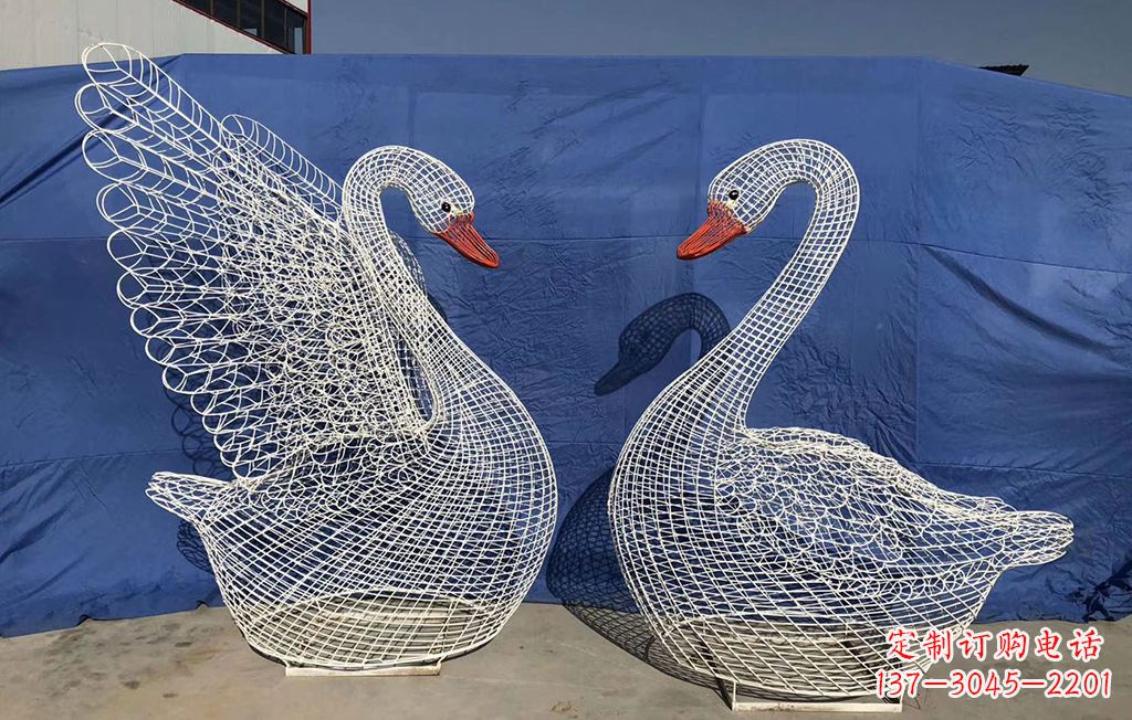 信阳不锈钢网格天鹅雕塑公园园林的精美装饰
