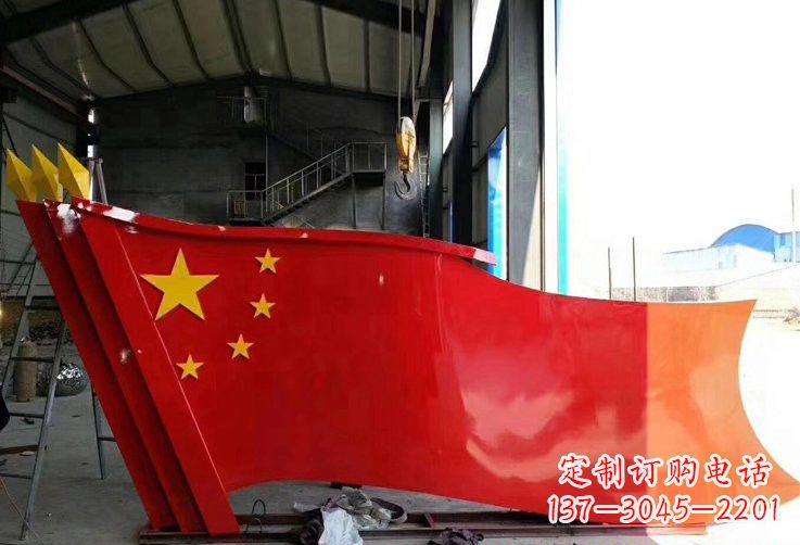 信阳不锈钢五星红旗传承着中国人民的荣耀