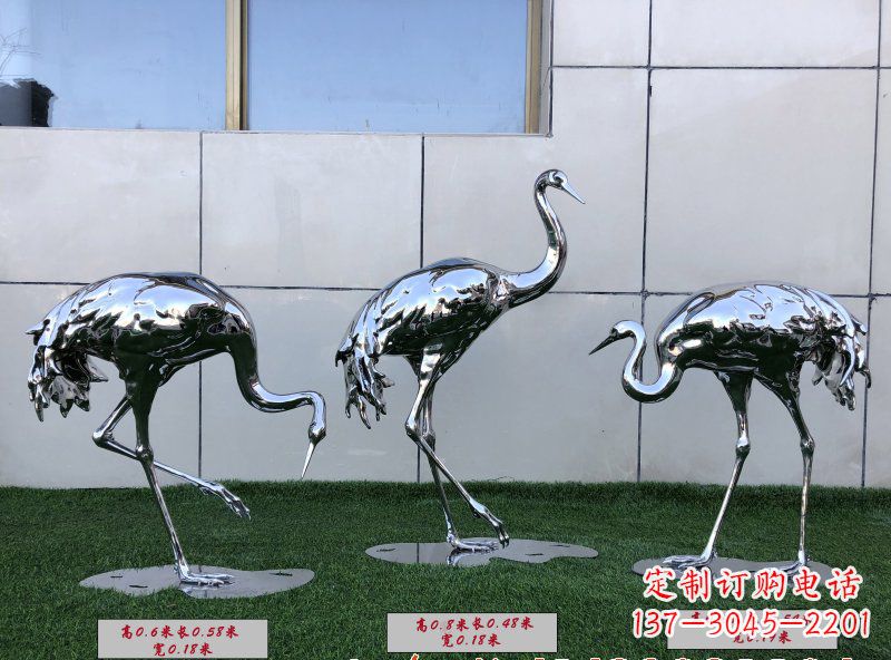 信阳不锈钢仙鹤雕塑传承中国古典美感