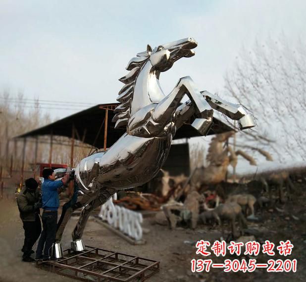 信阳不锈钢现代动物马雕塑