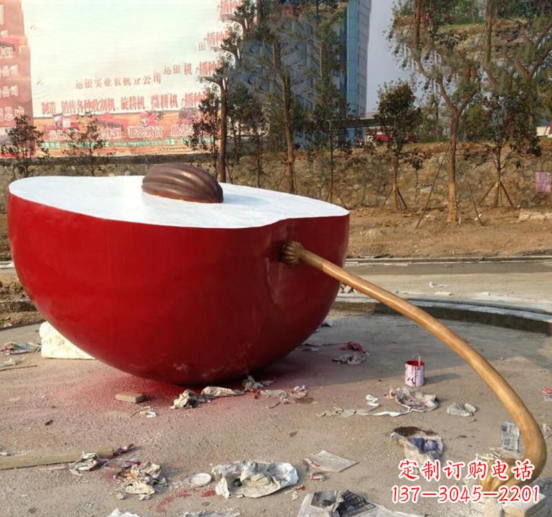 信阳不锈钢苹果雕塑美丽与现代的融合