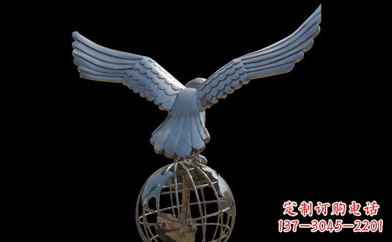 信阳雄鹰的翱翔——不锈钢雄鹰雕塑