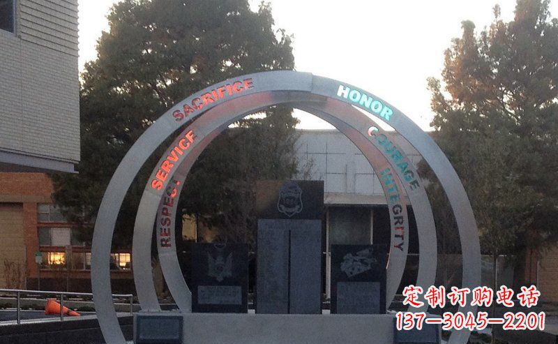 信阳不锈钢艺术门圆环雕塑——精美绝伦