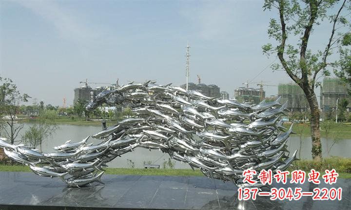 信阳精美动物雕塑点缀不锈钢鱼群公园