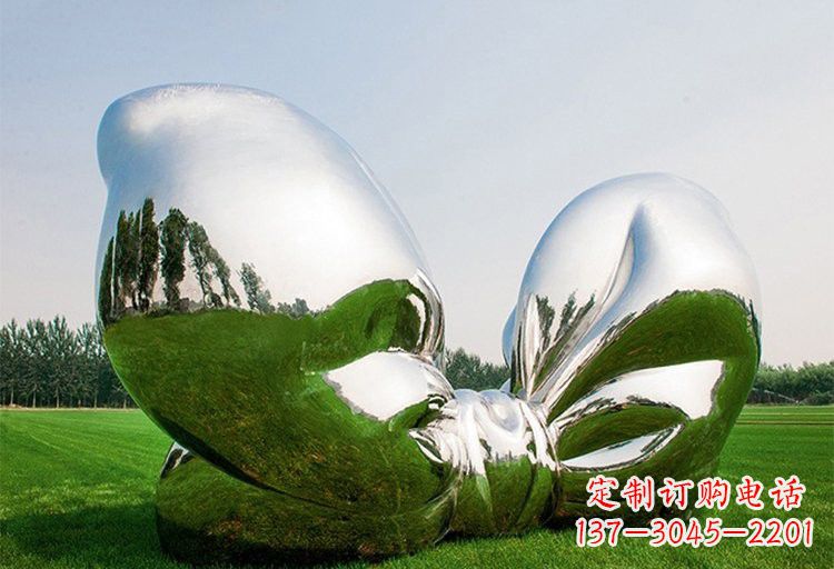 信阳艺术之美——不锈钢园林大型蝴蝶结雕塑