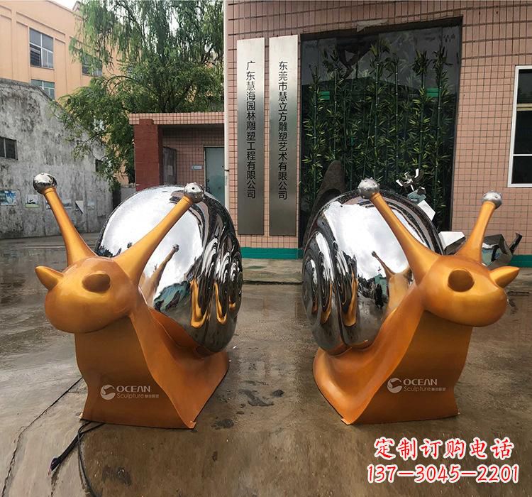 信阳不锈钢蜗牛雕塑——精致美观的园林装饰